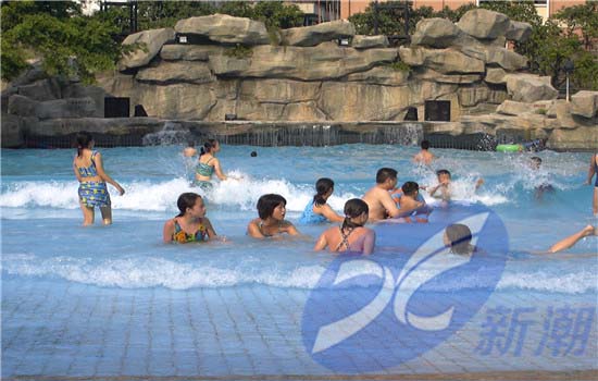 <b>海浪池：鼓风式造浪设备</b>